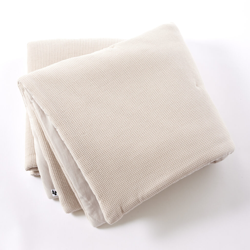 Bout de lit 90 x 200 cm Nid d'abeille uni ALMA Pampa