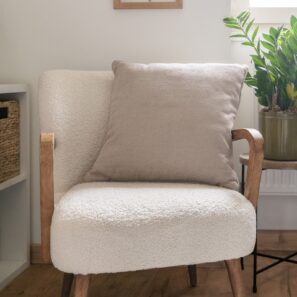 FA - Coussin déhoussable avec passepoil 50 x 50 cm Polyester chenille OSIRIS Taupe