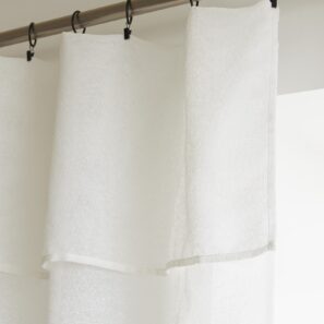 FA - Curtain with 8 black clip rings 140 x 270 cm ELDA solid boucle effect Ivoire (White)