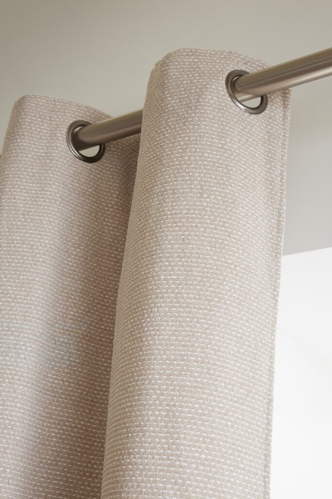 FA - Rideau + 8 oeillets 140 x 240 cm Polyester fils teints jacquard ELIOS Taupe