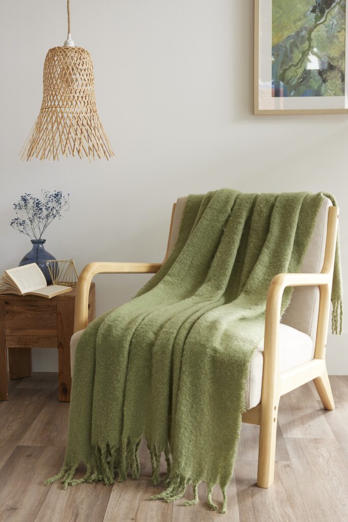 FA - Plaid 130 x 170 cm Polyester tricot uni MELIA Olive